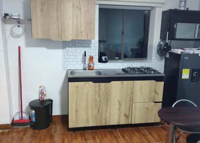 Noras Homestay Laureles